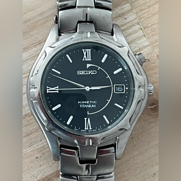 Seiko Titanium Kinetic Automatic Vintage Men’s Watch Black Dial Date Window - Picture 1 of 15
